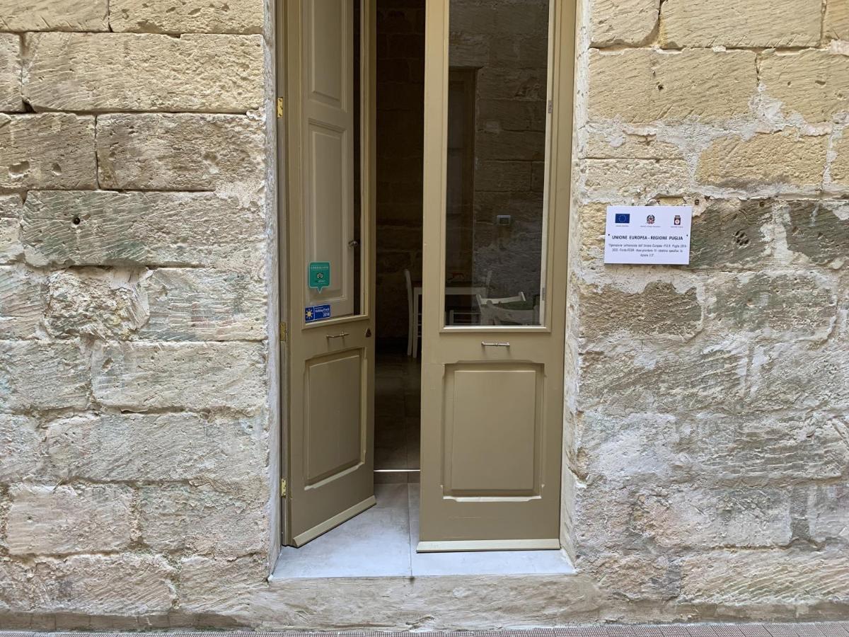 Il Giardino Delle Margherite Lecce Luaran gambar